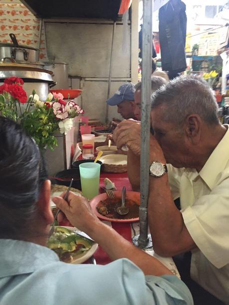 En un mercado en México (100 fotos del color de la tierra)