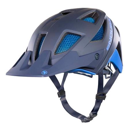 Endura: nuevo casco MT500 y nuevas rodilleras MTR Knee Guard con tecnología Koroyd