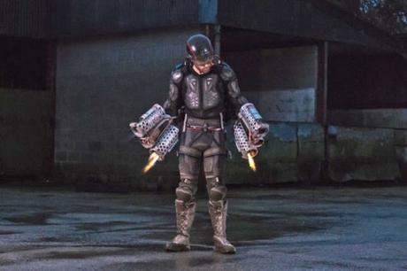 Crea su propio traje casero de Iron Man (VIDEO)