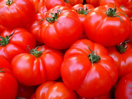 Mejora tu digestión y protégete contra el cáncer con zumo de col y tomate, nutricion 