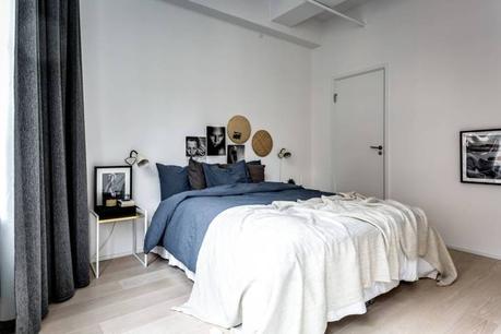 piso en antigua fábrica diseño loft decoración nórdica decoración loft decoración interiores suecos decoración gris madera plantas blog decoración escandinava Apartamento tipo loft con grandes ventanales 