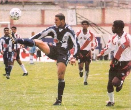 04 de Abril en Alianza Lima [el gol más rápido de la Copa Libertadores]