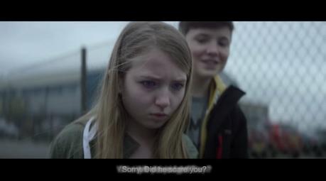 Esta impactante campaña te pone en la piel de una niña autista