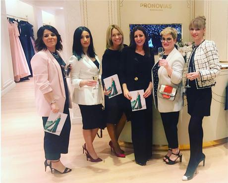 Colección Fiesta Pronovias 2018 en Pronovias Almería