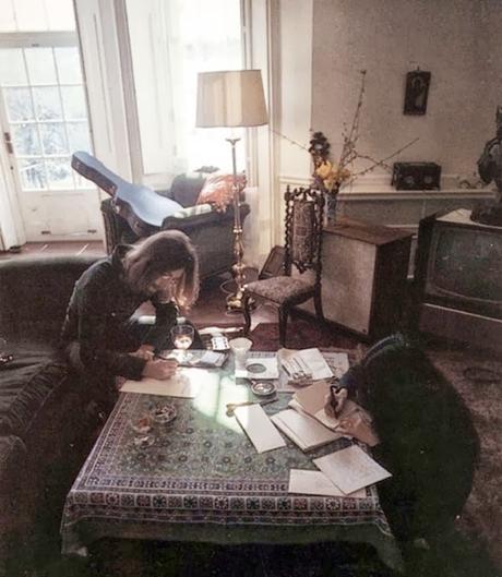 Espacios creativos John Lenon