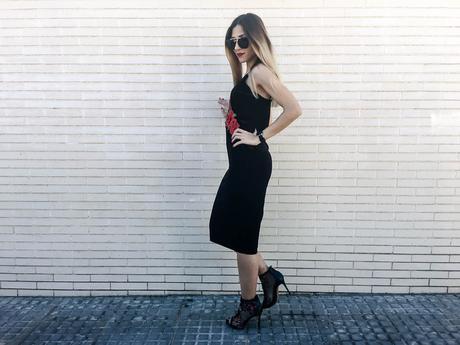 FLOWERS EVERYWHERE FLOWERS EVERYWHERE