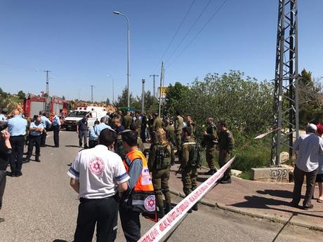 Imágenes del atentado terrorista palestino sufrido hoy.
