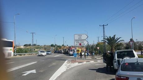 Imágenes del atentado terrorista palestino sufrido hoy.