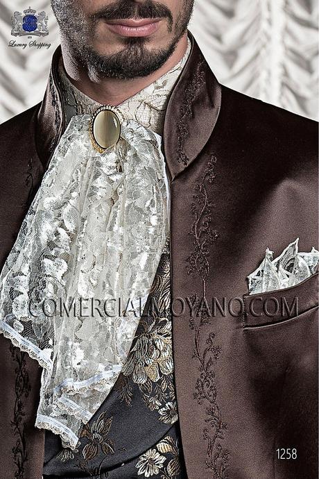 http://www.comercialmoyano.com/es/645-plastron-en-puntilla-blanco-marfil-con-panuelo-56546-2753-1200-ottavio-nuccio-gala.html