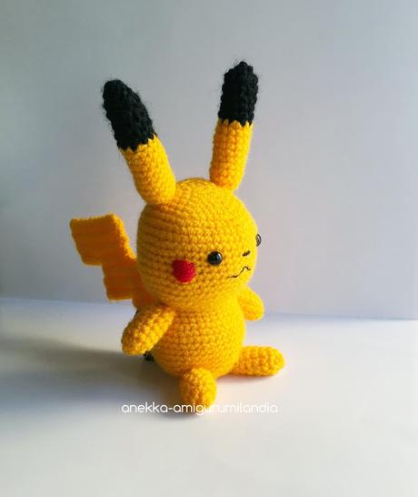 Pikachu pokemon amigurumi