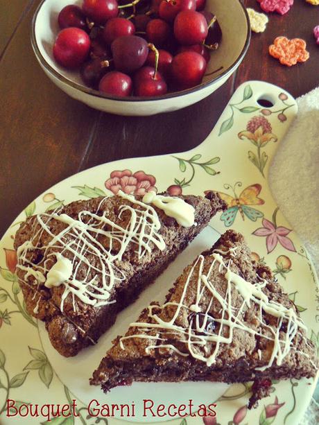 Scones de triple chocolate sin gluten