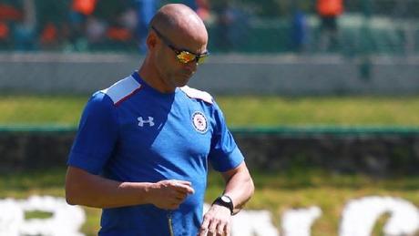 Con #YoConJémez la afición del Cruz Azul sigue apoyando a su técnico