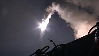 EE.UU. ataca a Siria con misiles por seguridad nacional según Trump [+ video]