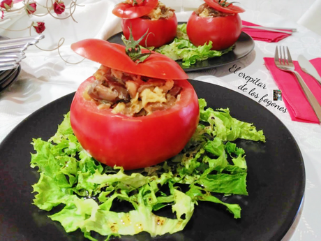 TOMATES RELLENOS DE REVUELTO DE SETAS (Receta de Karlos Arguiñano) TOMATES RELLENOS DE REVUELTO DE SETAS (Receta de Karlos Arguiñano)