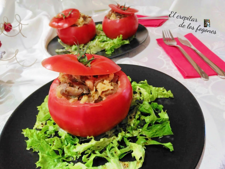 TOMATES RELLENOS DE REVUELTO DE SETAS (Receta de Karlos Arguiñano) TOMATES RELLENOS DE REVUELTO DE SETAS (Receta de Karlos Arguiñano)