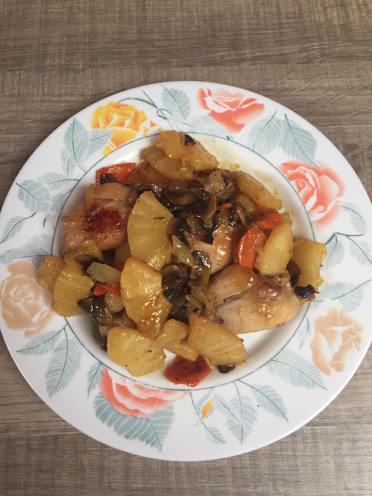 Pollo con piña