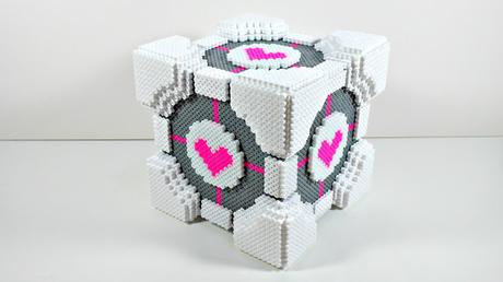 Portal | Cubo de compañia con Hamabeads