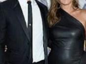 Jennifer Aniston parece embarazada premiere Leftovers (FOTO)