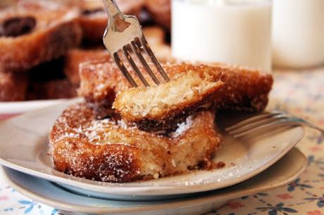 Torrijas de leche de coco y Cointreau.