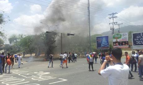 VENEZUELA: OPOSICIÓN VIOLENTA Y SIN ORIENTACIÓN