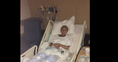 Laura Bozzo (@laurabozzo)  tuvo que someterse a otra cirugía en #México para reconstruir su intestino.