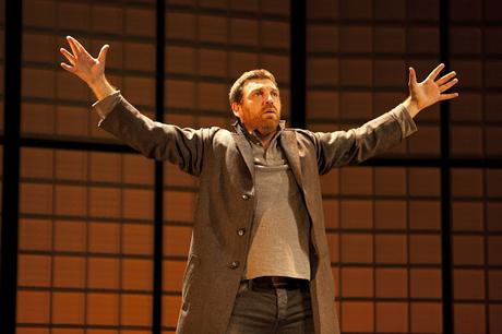 Un obús en el corazón de Wadji Mouawad con Hovik Keuchkerian, en los teatros Luchana