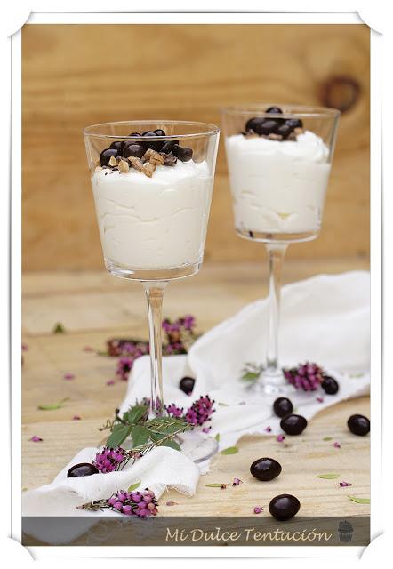 Crema de Queso y Yogur con Conguitos