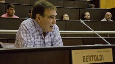 La regionalización divide al PJ