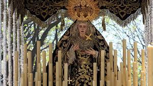 De todo, menos santa