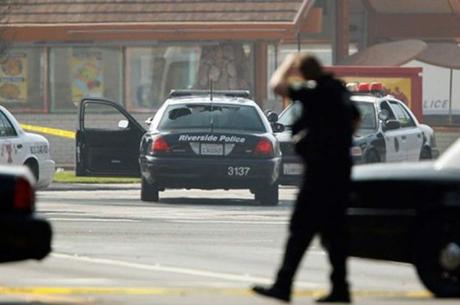 Cuatro fallecen en tiroteo en una escuela de California.