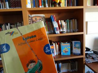 La Biblioteca del Hospital Virgen de la Poveda fomenta la lectura infantil entre los internos