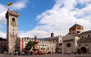 Plaza del Duomo, Trento. Fotografía: R. Magrone