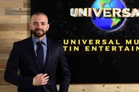 Nacho (@nacholacriatura)  firmó nuevo contrato con Universal Music como productor #Musica