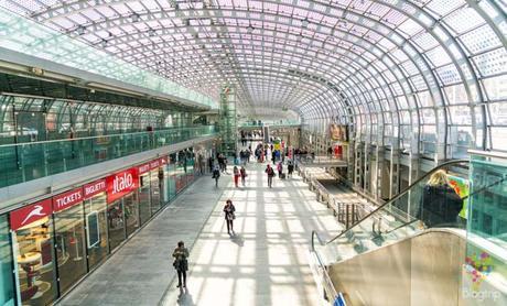 Estación de trenes de Turín Italia