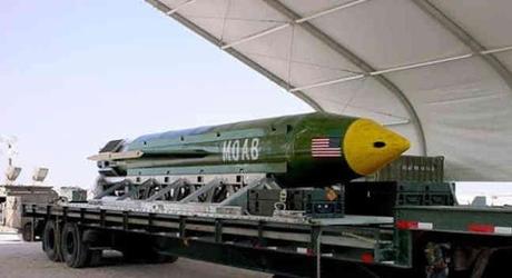 Misterios de efectos poderosa bomba lanzó EEUU en Afganistán.