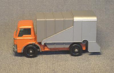 Un camión recolector de basura