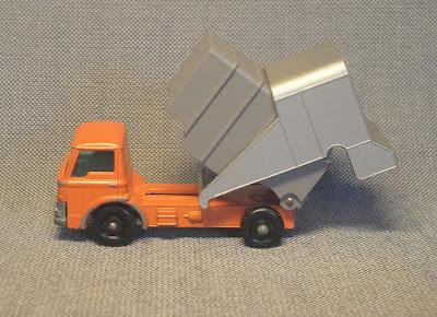 Un camión recolector de basura