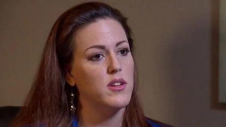 Despidieron a una maestra por su pasado de actriz porno