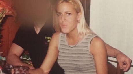 Despidieron a una maestra por su pasado de actriz porno