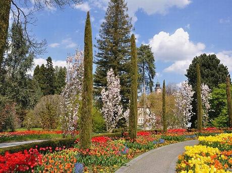 Visita Mainau: La Isla Paraíso De Jardínes y Flores