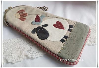 NECESERES Y FUNDAS CON BOQUILLA.