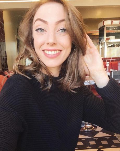 Los gamers mas afortunados, entra y mira sus novia sexys