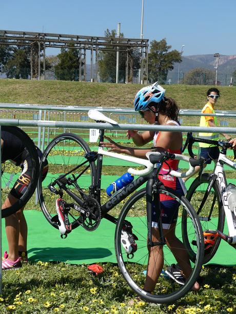 I Fasttriatlón , Triatló per eliminatories en el Canal Olimpic