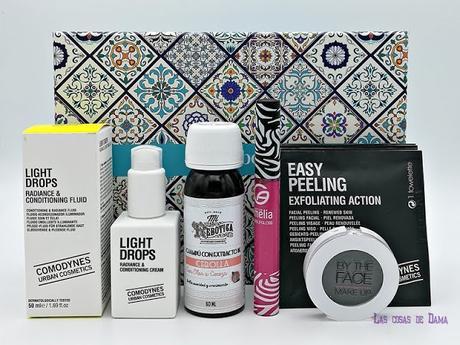 Guapabox Abril Primavera Beauty box comodynes maquillaje cosmetica