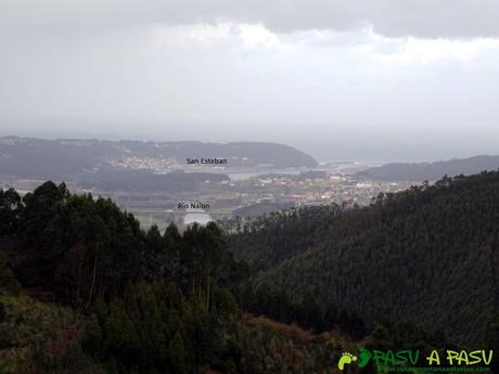 Alto la Corona o Pico La Ablanosa: Vista desde Ricabo de San Esteban de Pravia