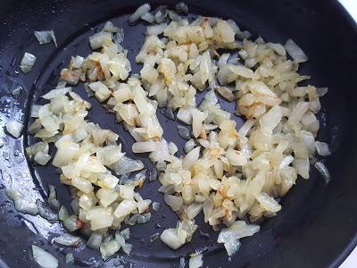 PIMIENTOS RELLENOS EN TOMATE
