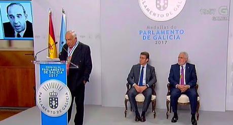El Hermano Vázquez Fouz pide el reconocimiento de nuestra Honorabilidad al recibir la medalla del Parlamento de Galicia