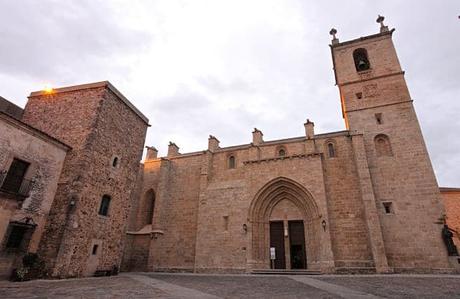 Te Mostramos Una Cuidadosa Lista De Los 8 Mejores Lugares Que Ver En Cáceres