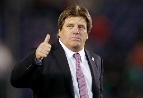 Herrera llegaría al américa con 3 jugadores