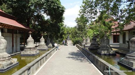 Prambanan; los templos hinduistas y Candi Sewu